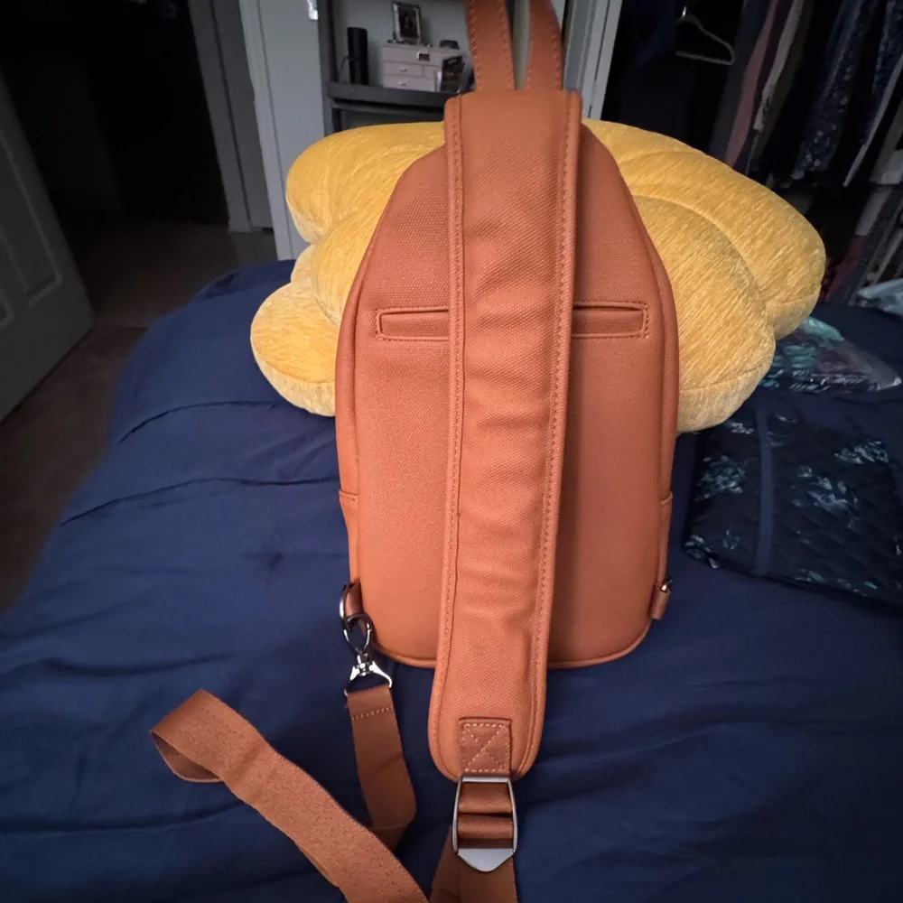 LUG Scurry Matte Luxe VL Sling Back in Cappuccino. New. No tag. Non Smoke/Pet - Picture 2 of 7